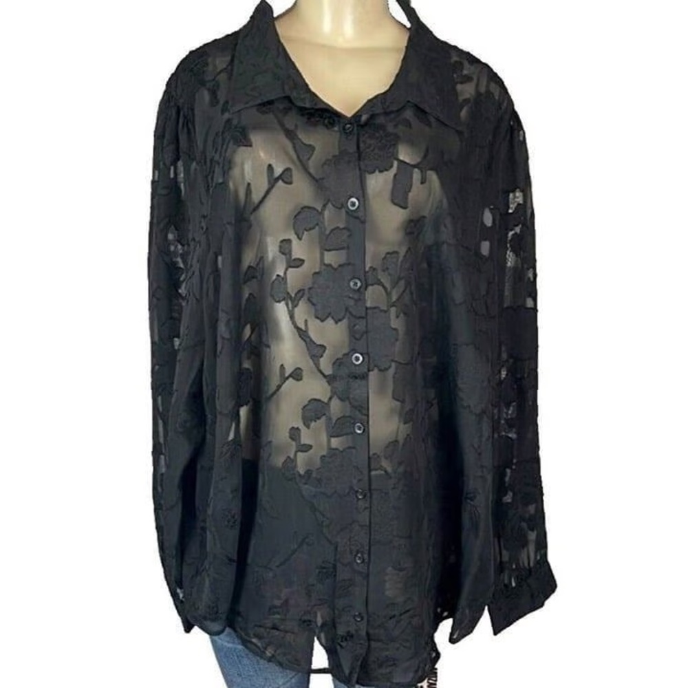 Torrid Sheer Black Lace Blouse Button Down 
Size 3XL
